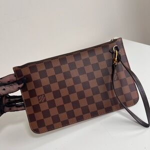 Louis Vuitton Damier Ebene Pouch